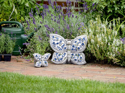 formano_2022_garten_pflanzgefaess_schmetterling_715500_715524
